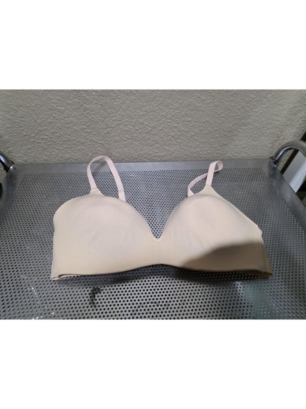 Wacoal 856339 Nude Wireless T-shirt Bra Women's Size 34C